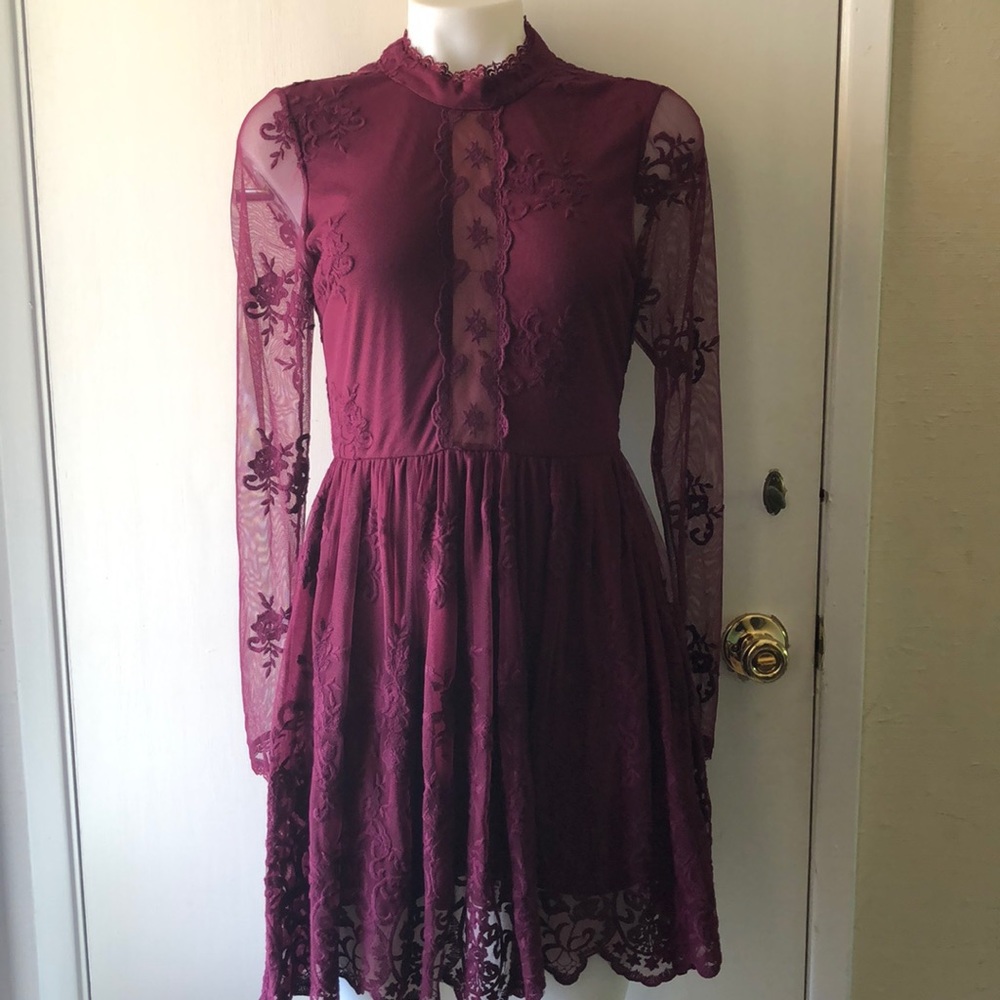 Maroon lace homecoming dress